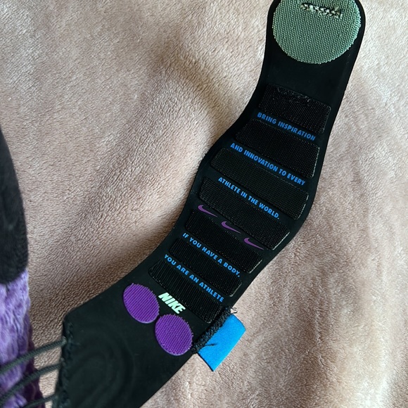 Women’s Nike Air Zoom UNVRS Sneakers Size 7.5 - Picture 7 of 7